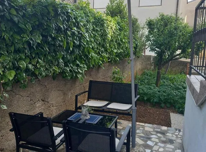 Ernesta Apartamento *