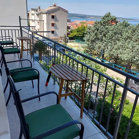Ernesta Apartment *