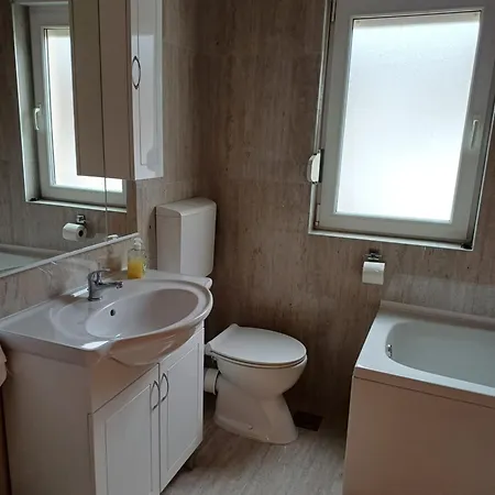 Ernesta Apartament Selce